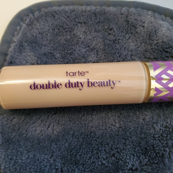 Tarte Shape Tape 27H concealer - Picture 5 of 5